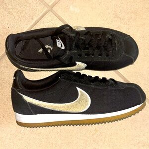 Nike Cortez